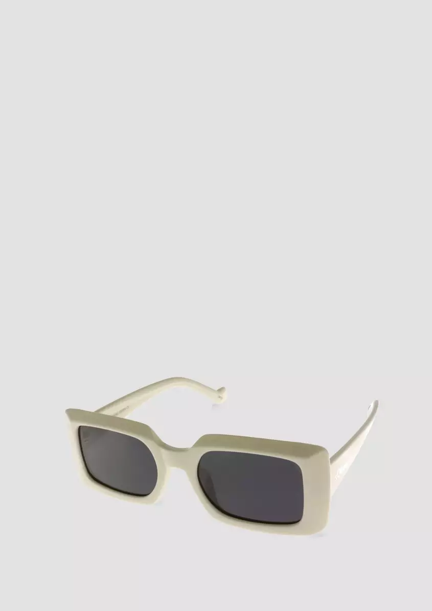 Sonnenbrille mit eckigem Rahmen