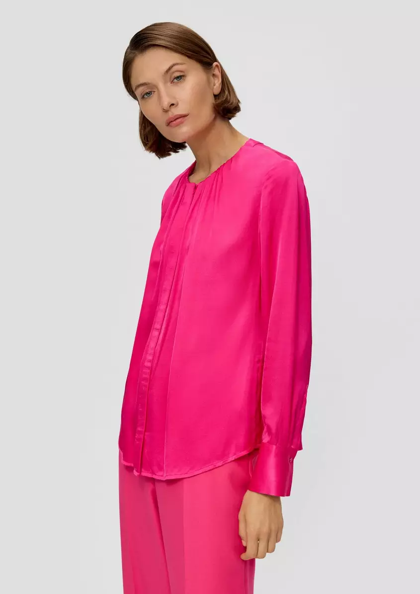 Satinbluse aus reiner Viskose