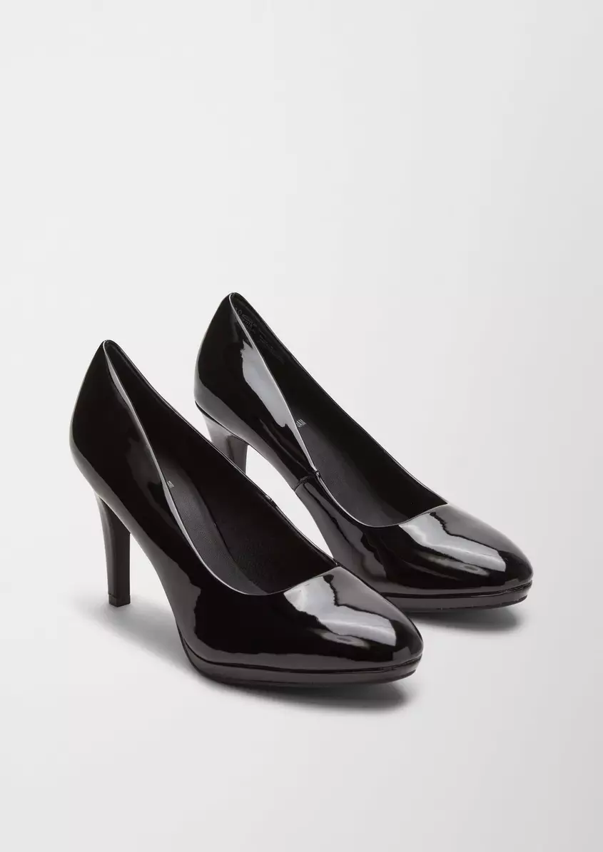 Spitze Pumps