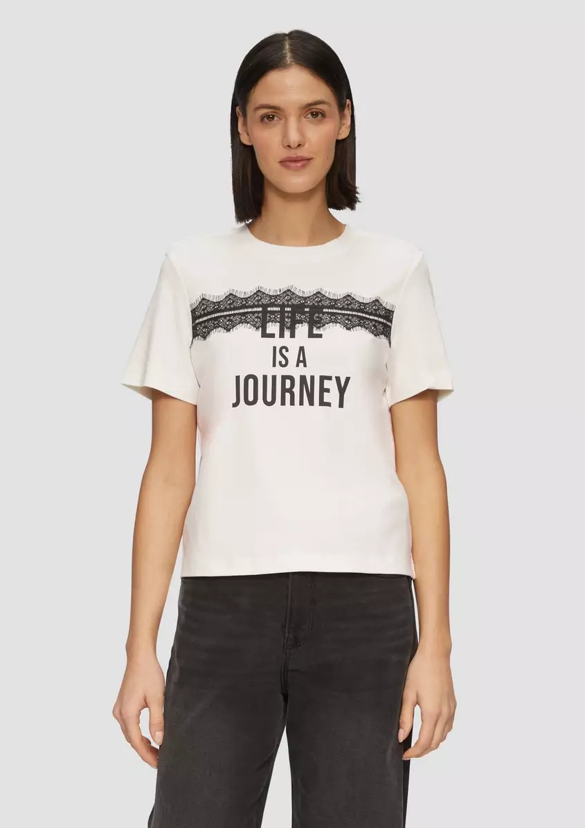 VerkÃ¼rztes T-Shirt mit Spitze und Statement-Print