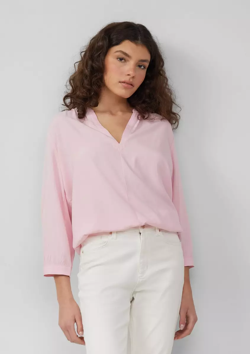 Viskose-Bluse mit Raffung an der Schulter