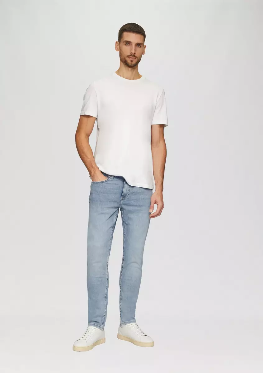 Jeans Nelio / Slim Fit / Mid Rise / Slim Leg