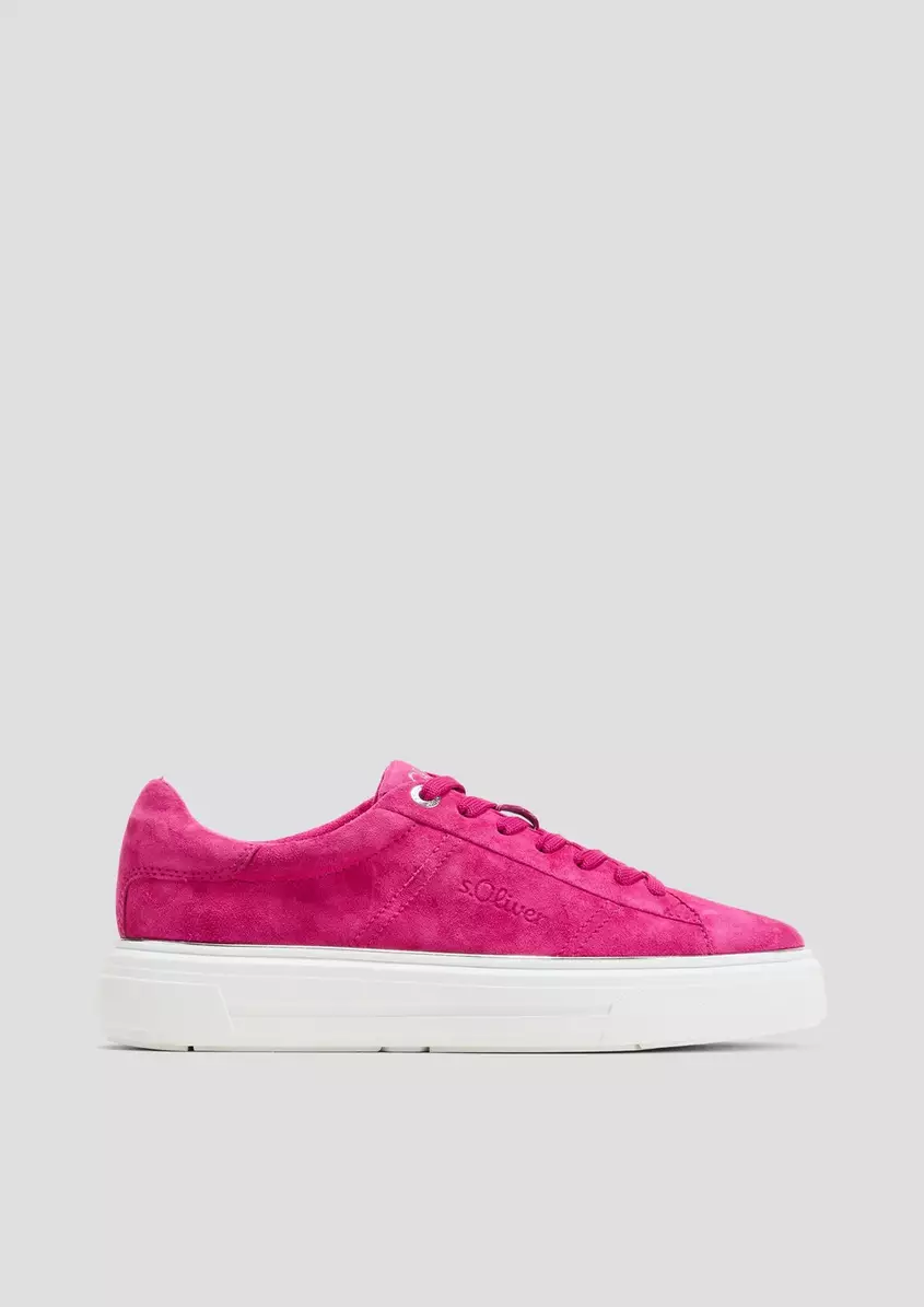 Cleane Sneaker mit Wildleder