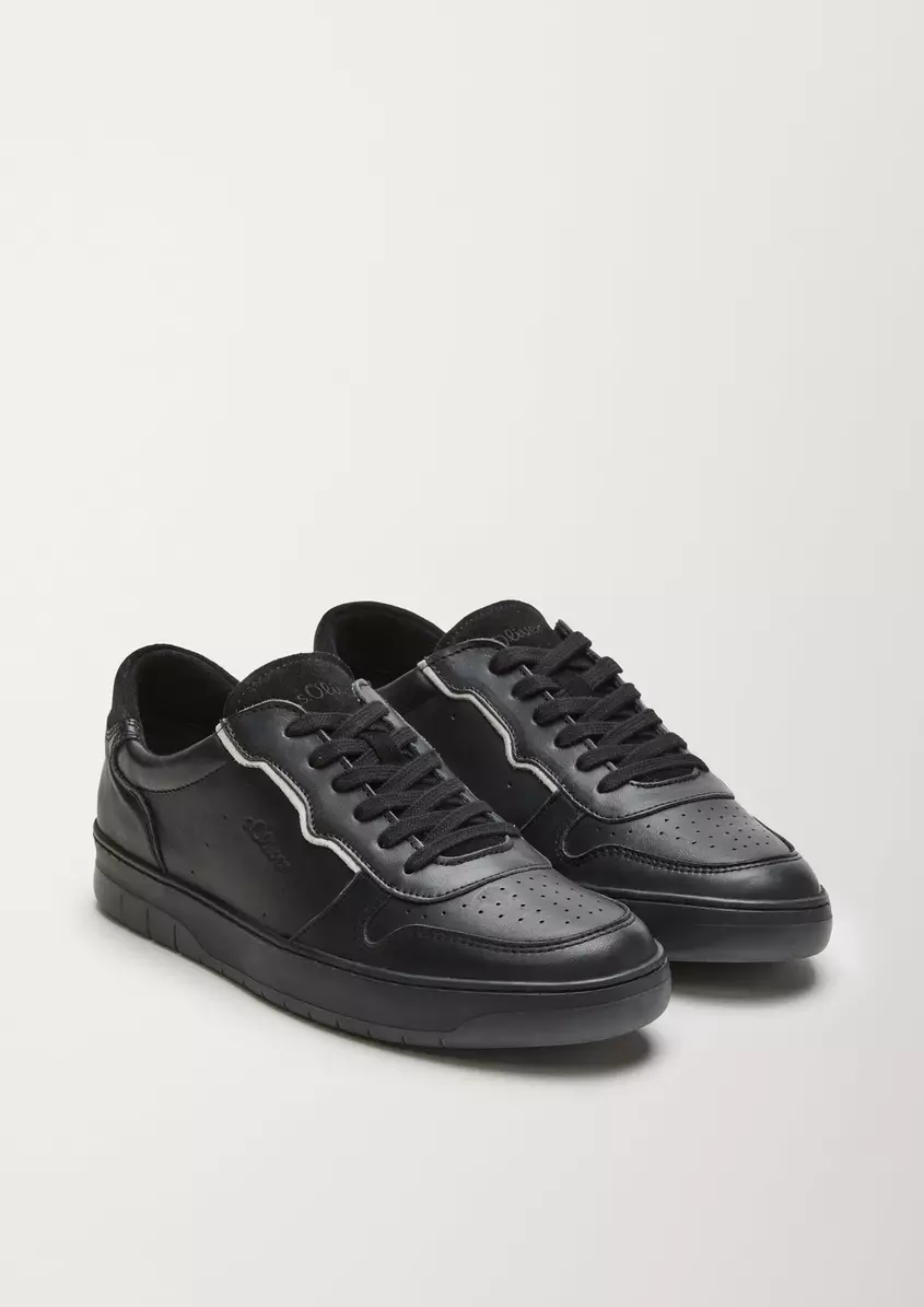 Sneaker aus Echtleder