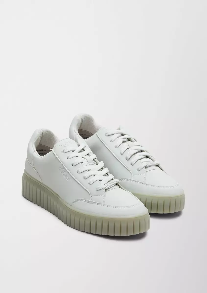 Sneaker in Leder-Optik